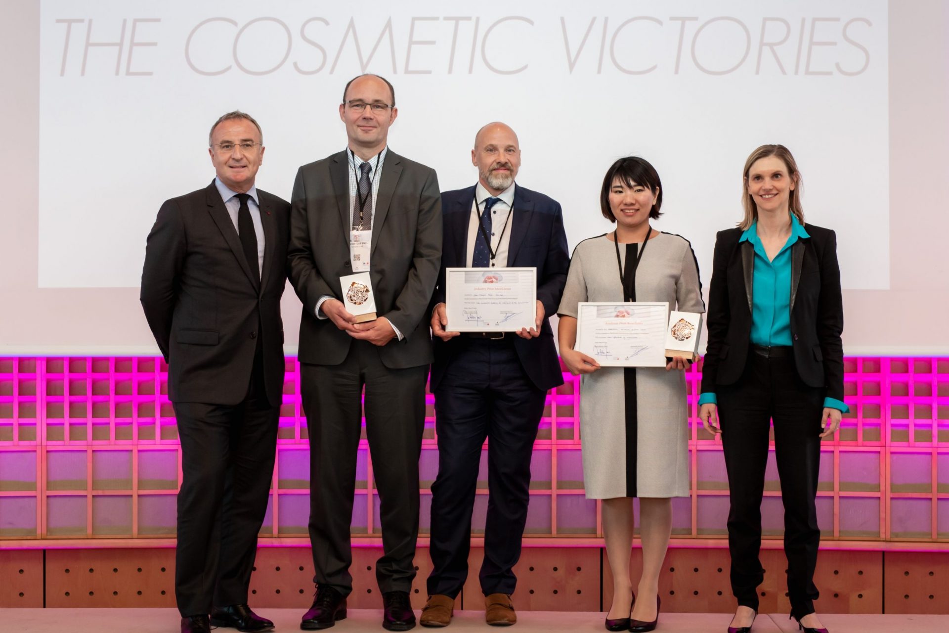 biotech info articles cosmetic victories lauréats cécile muzard de cm studio ( )réduite